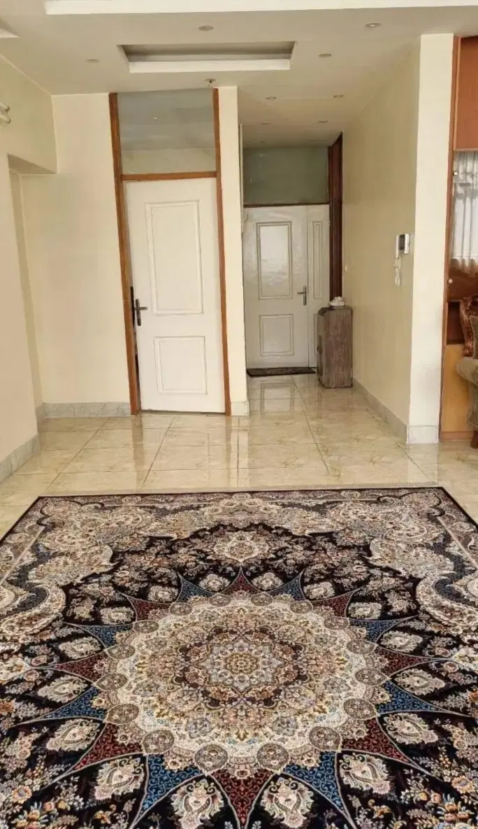 اجاره ۱۴۰ متری_دوخوابه_طبقه ۱_ دسترسی به امکانات