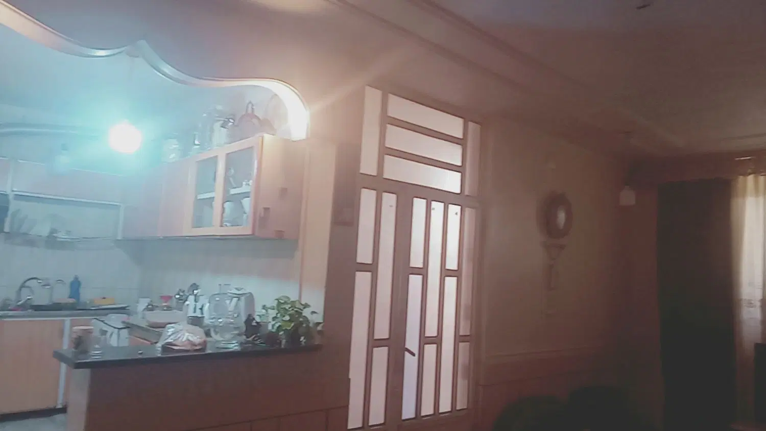 خانه ب متراژ ۱۱۰ متر دو اتاق خواب و پارکینگ موتور