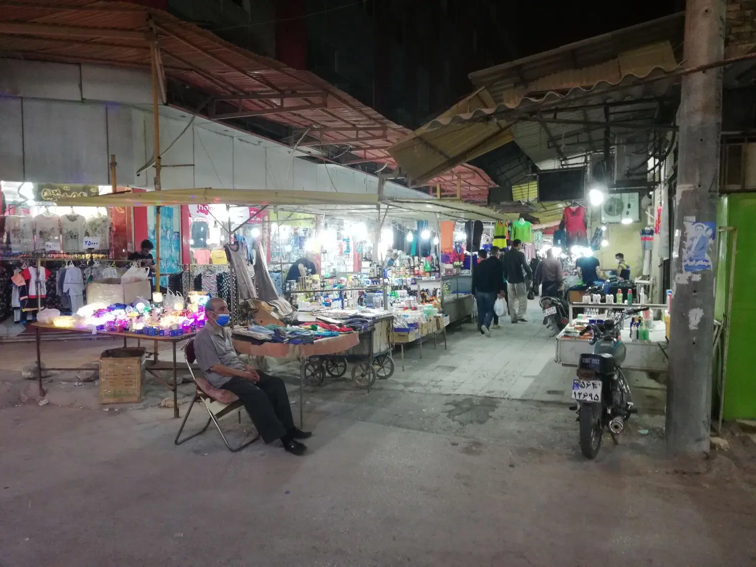 مغازه رهن و اجاره در بازار تهلنجی ها
