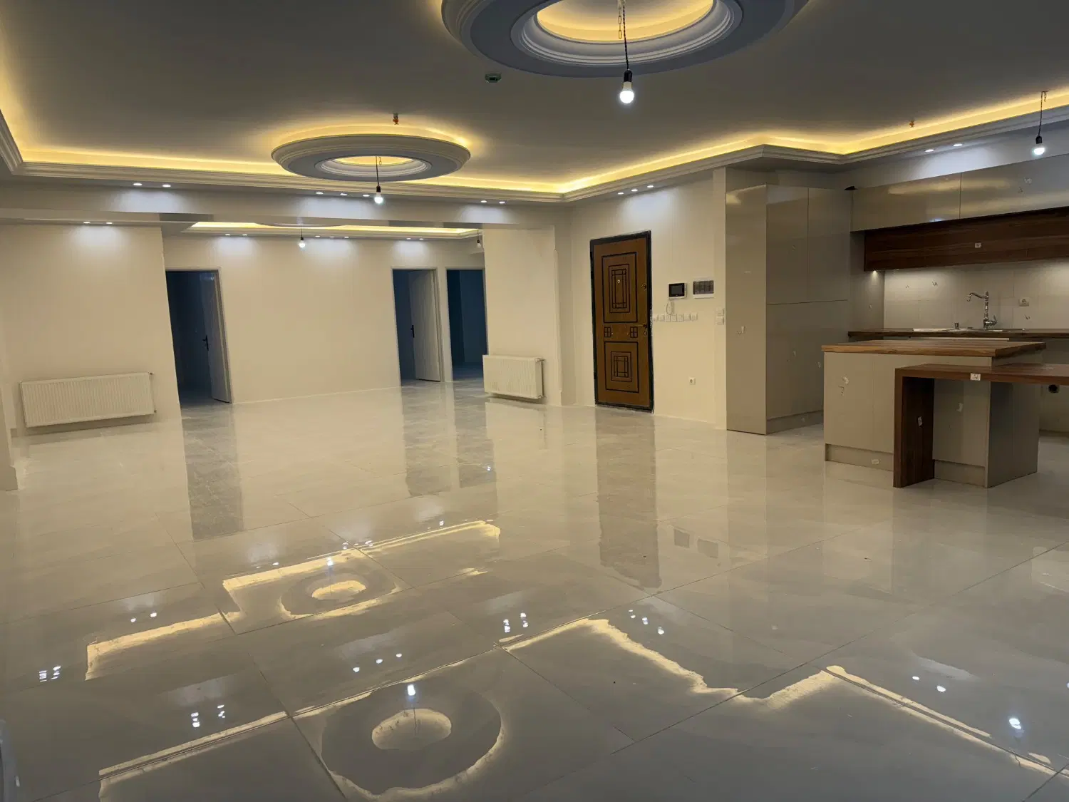 ۲۱۲ متر رسالت