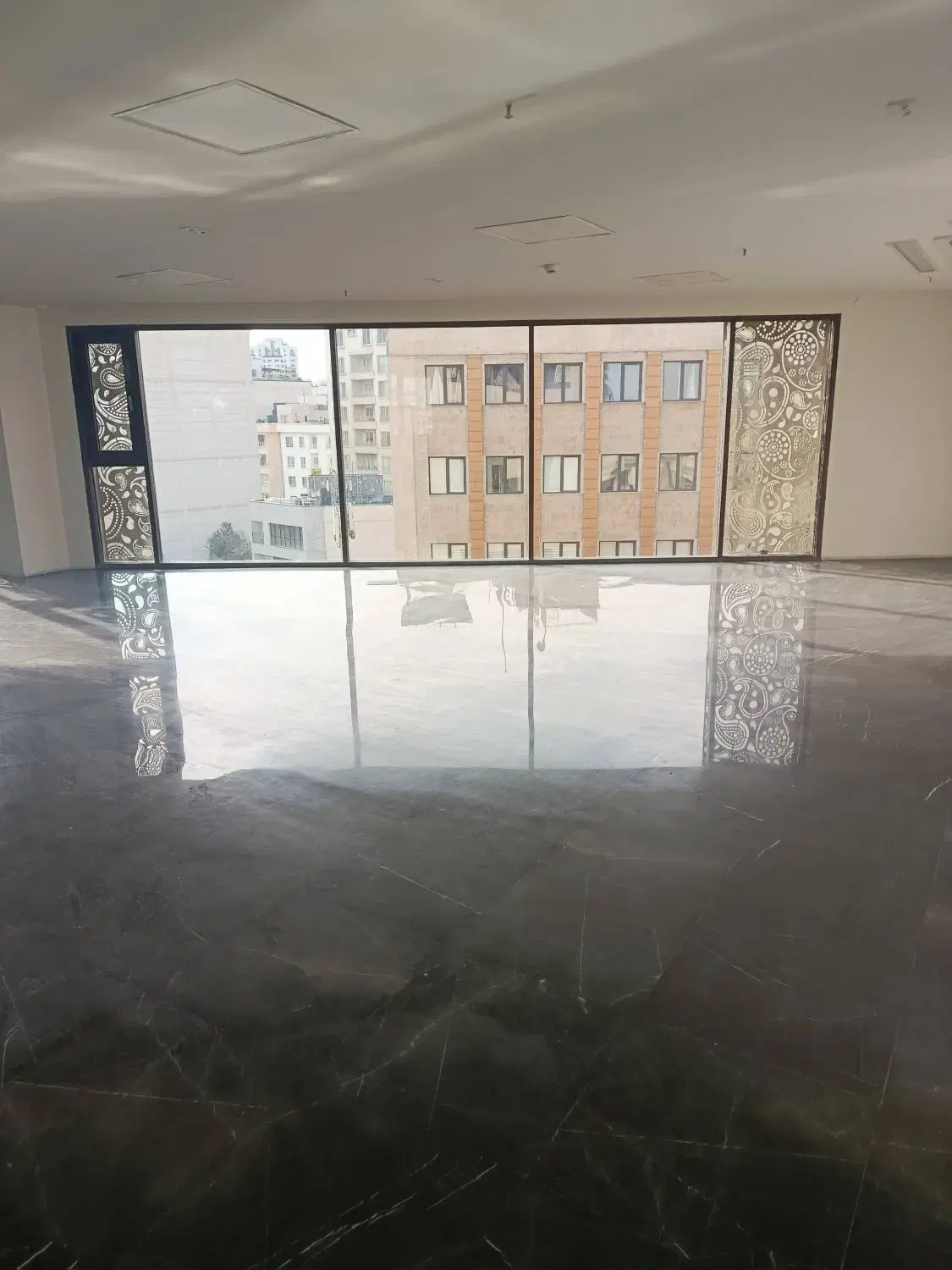 اپارتمان 132متری در الهیه ولیعصر