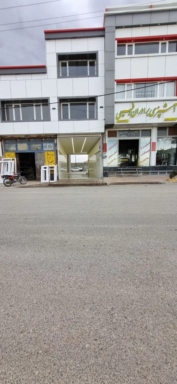 ۵۰۰متر تجاری سندتکبرگ بابرق۳فاز در گل تپه