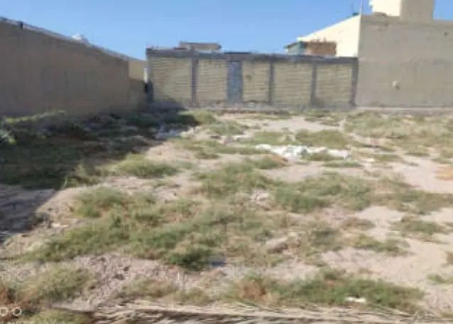 زمین مرودشت