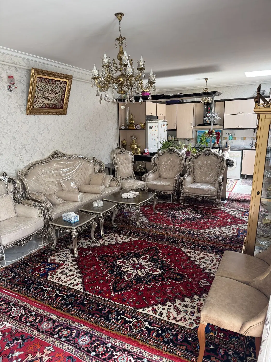 فروش حیاط دوطبقه