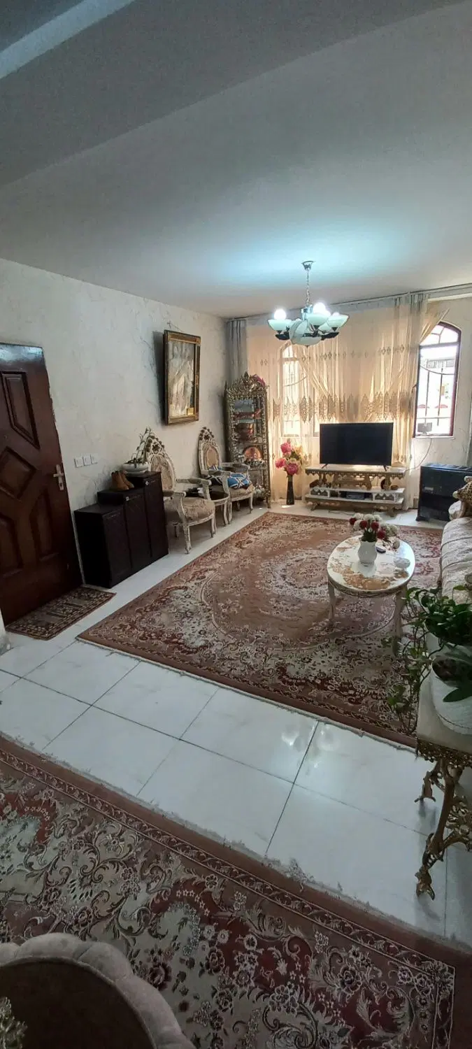 آپارتمان ۹۰ متری دو خوابه شهرک ارم_اهری_منظریه
