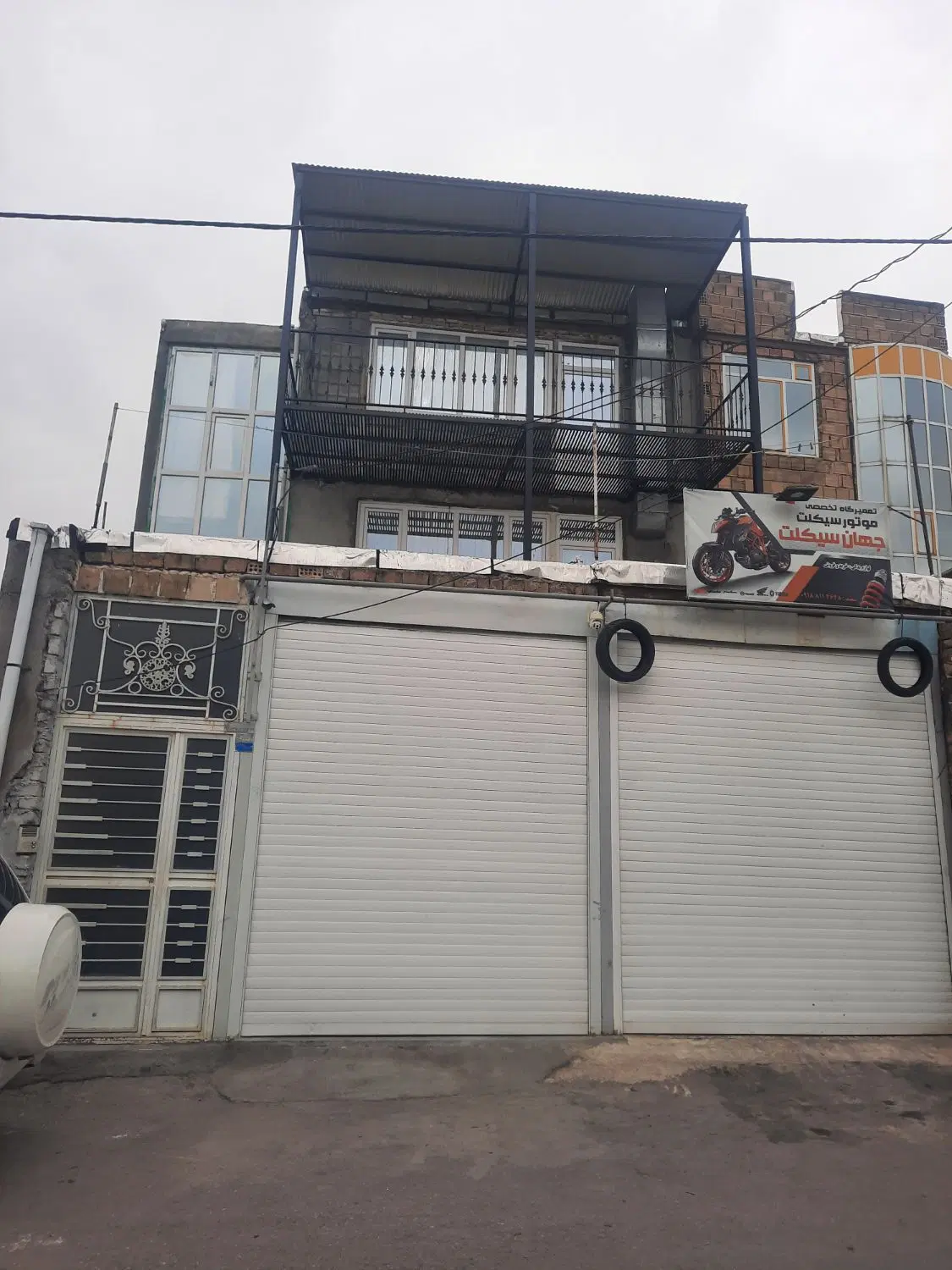 خانه ۲ طبقه و۲مغازه