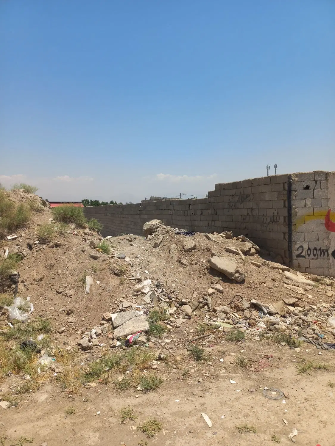 زمین تجاری. سلطان اباد. شهرک ابریشم.خونه.باغ