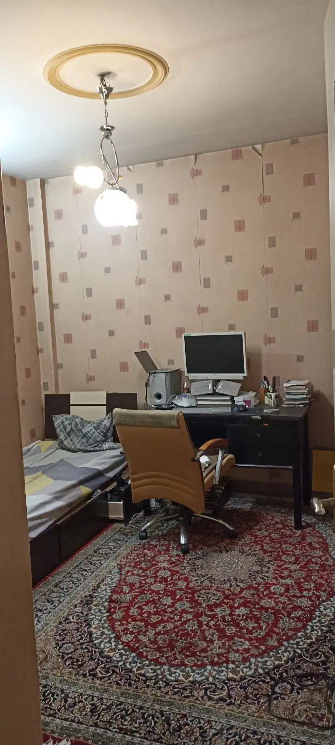 آپارتمان ۵۰متری با پارکینگ و انباری