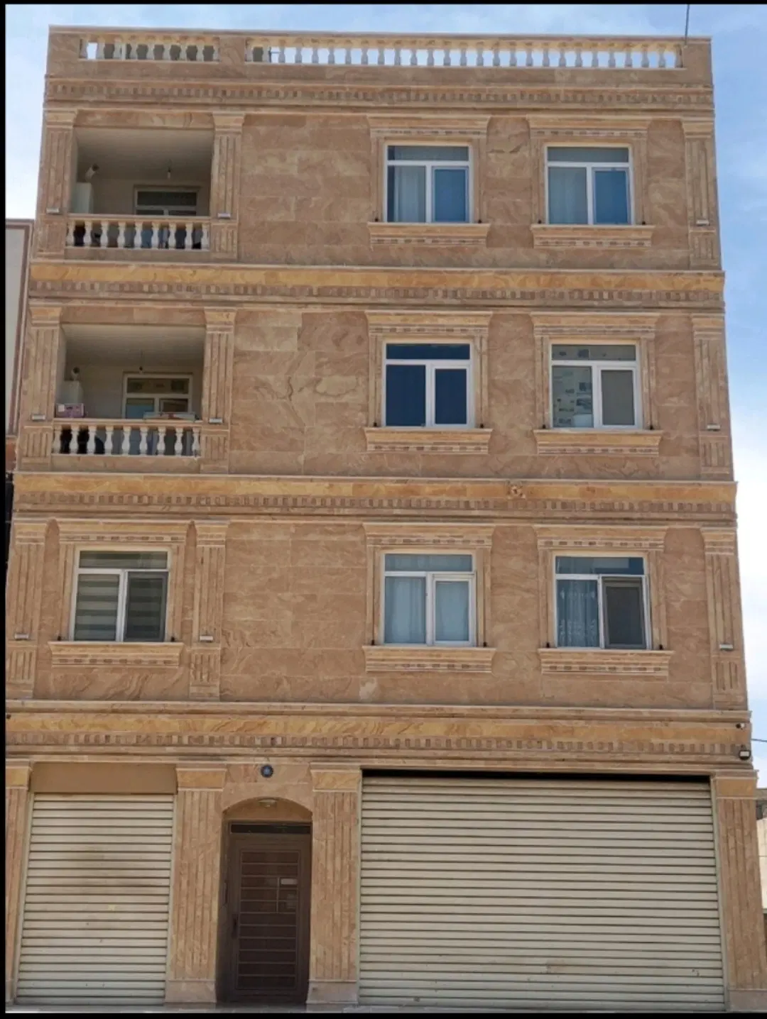 آپارتمان باغ ارتش ماسور