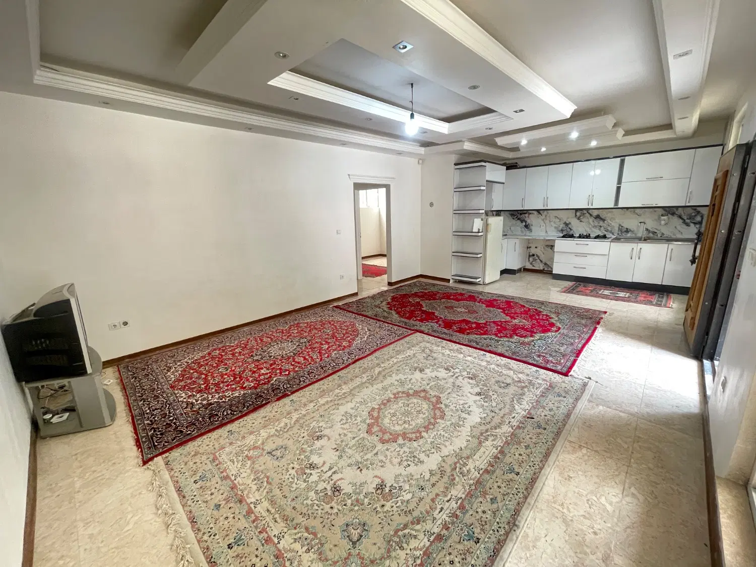 یه خونه دارم فروش