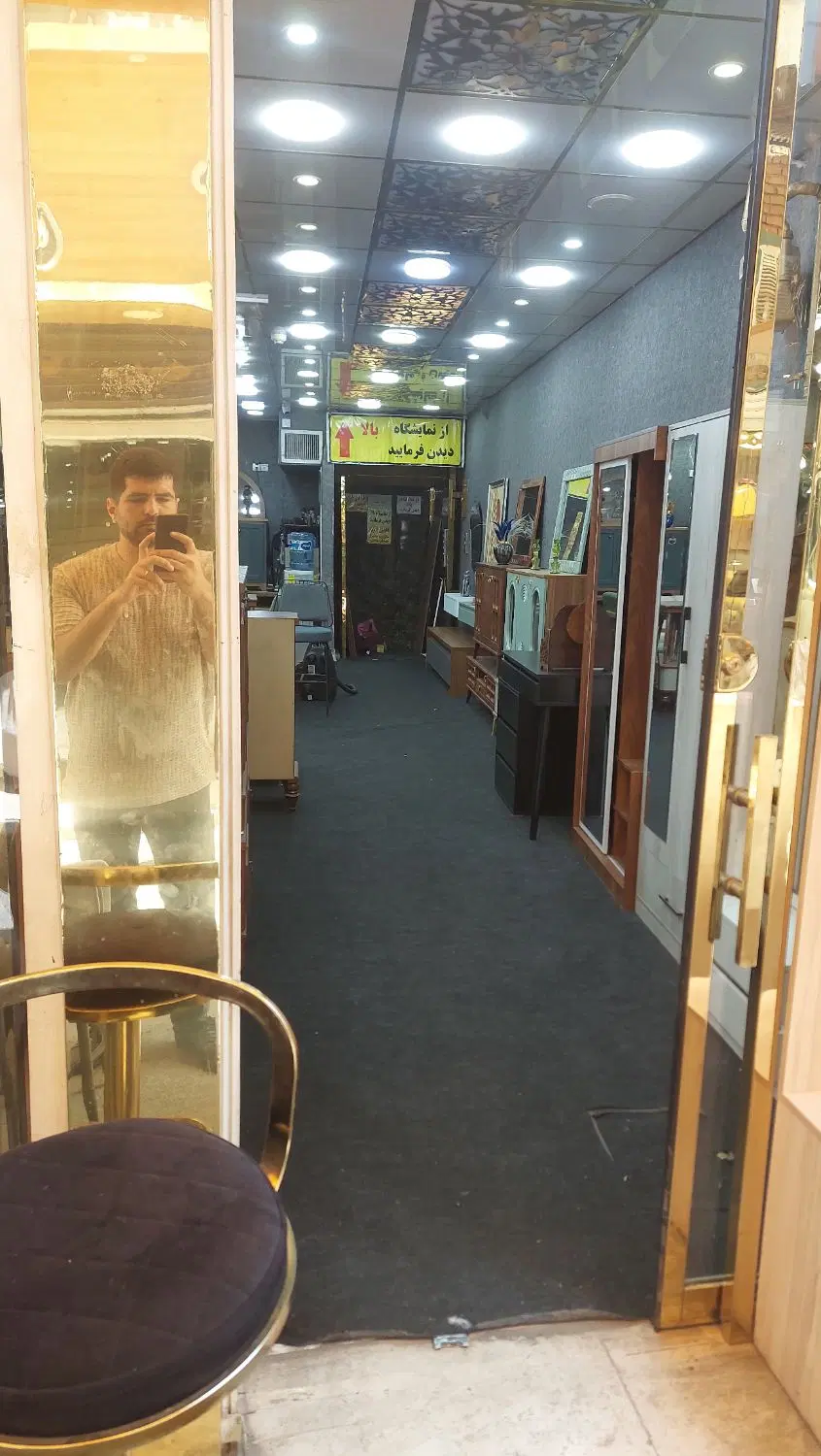 مغازه۲۴مترهمکف_دو طبقه ۷۰ متری_بالابر