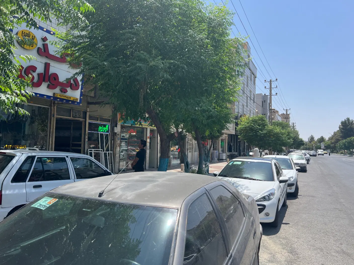 اجاره مغازه ۳۵ متری با ۹ متر بالکن