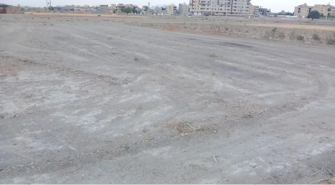 ۱۰۰۰متر زمین کشاورزی