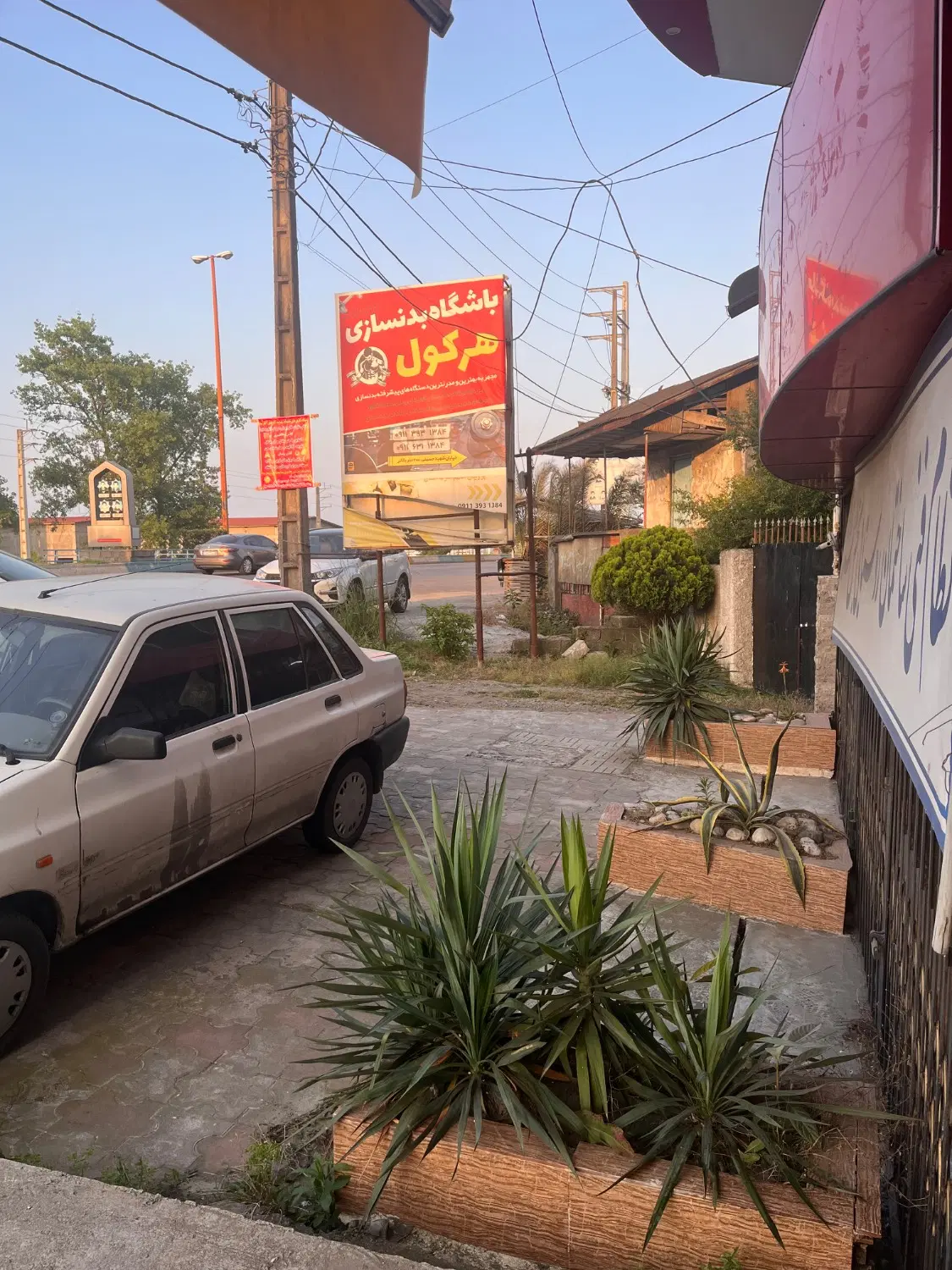 ۲۰۰ متر تجاری در دو طبقه با امکان یکی شدن