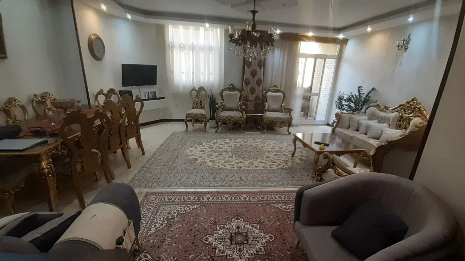 اپارتمان بازسازی شده لوکیشن بسیار عالی