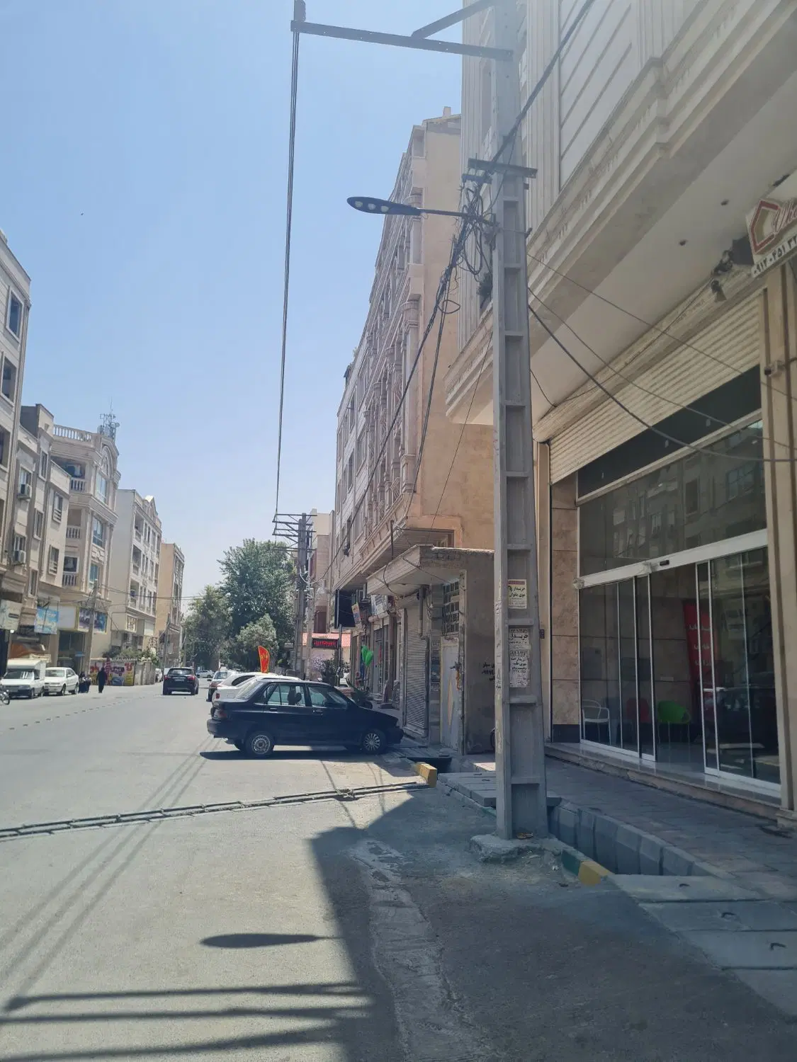 اجاره واحد تجاری ۶۳۰ متری