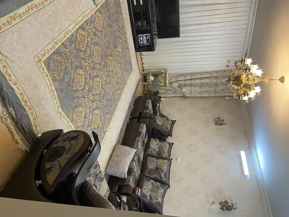 اپارتمان حاشیه خیابان کیهان