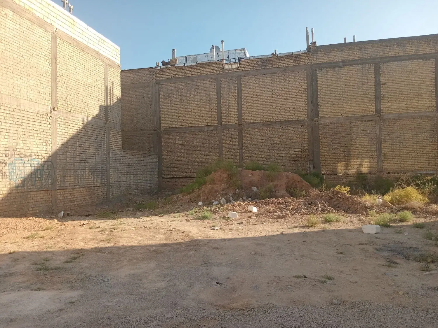 زمین مسکونی گل یخ غربی