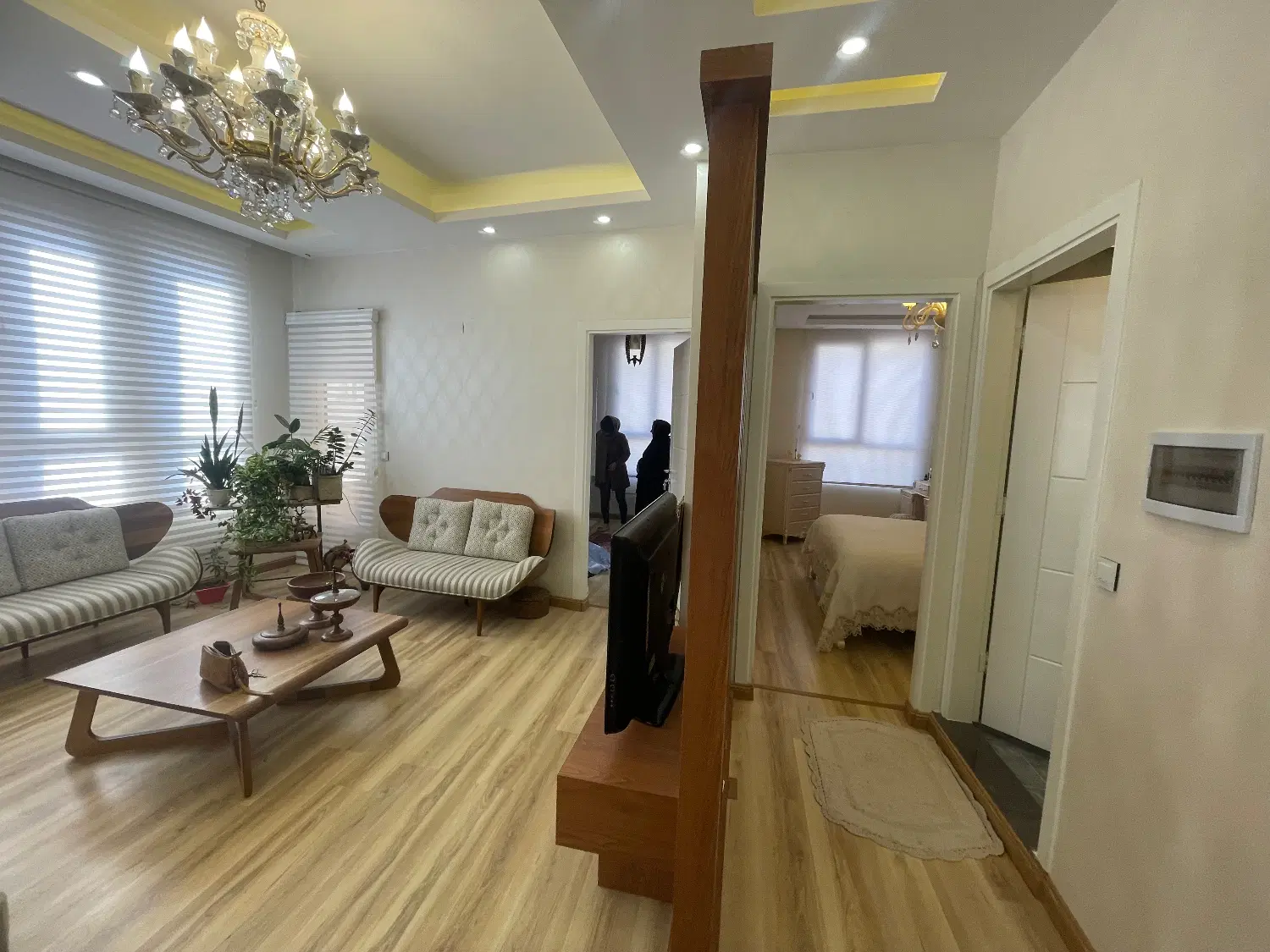 فروش اپارتمان ۸۲ متری دو خوابه بلوار شمالی