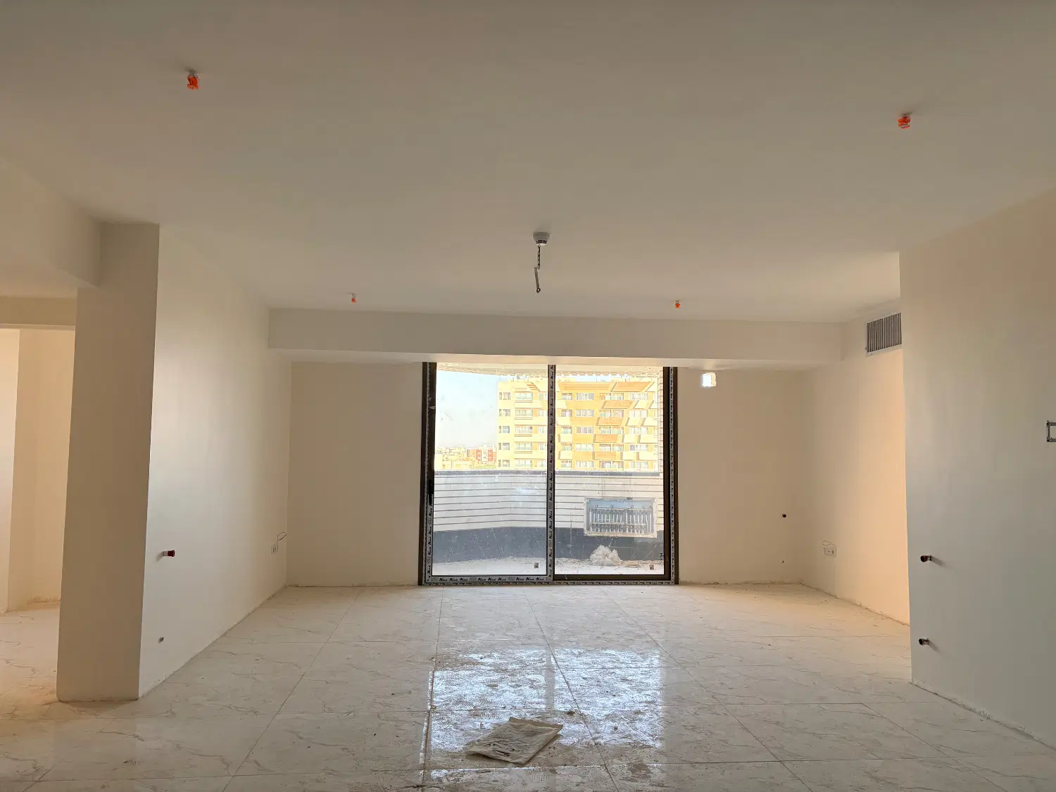 اپارتمان صفر ۳خوابه