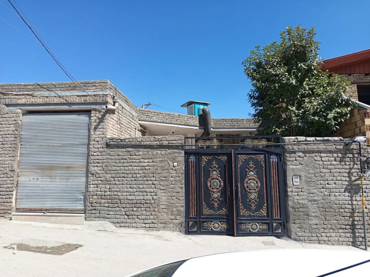 منزل مسکونی در اسلام آباد فوق العاده لوکس