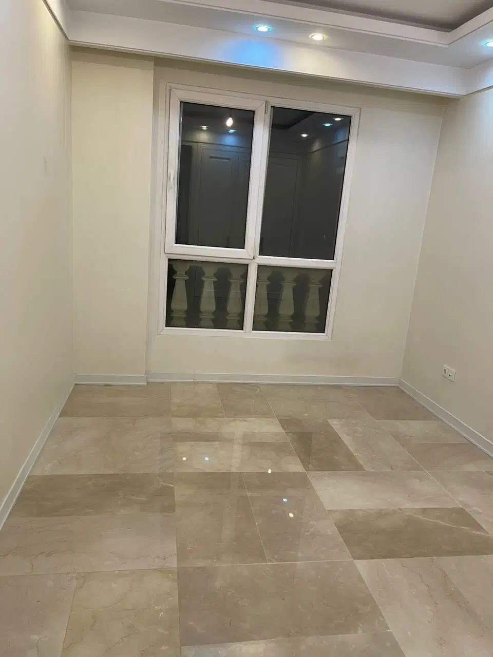 اپارتمان ۵۰ متری نیرو هوایی