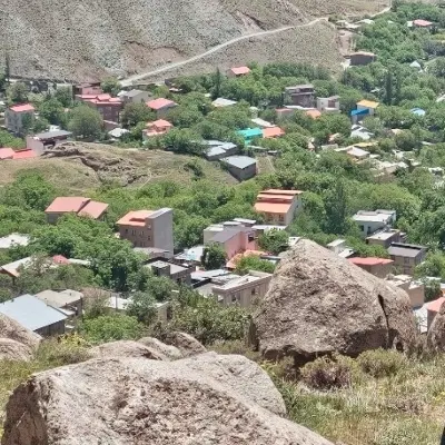 ۸۰۰متر زمین منطقه دنج و خوش ویو