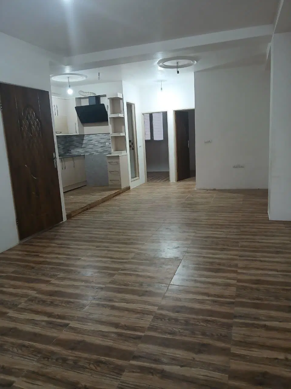 آپارتمان فروشی ۸۰