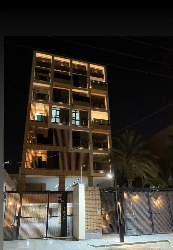فروش واحد ۱۲۰ متری واحد جلو سازنده برند گلستان