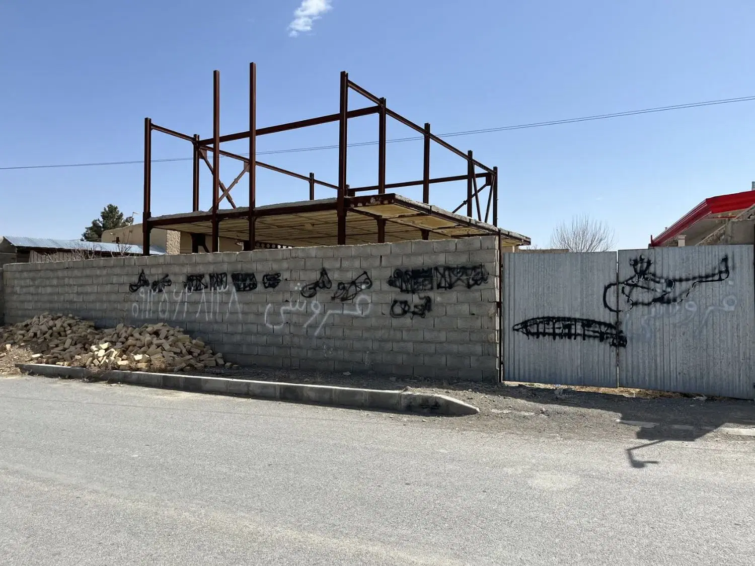 فروش ساختمان نیمه کاره روستای سرآور