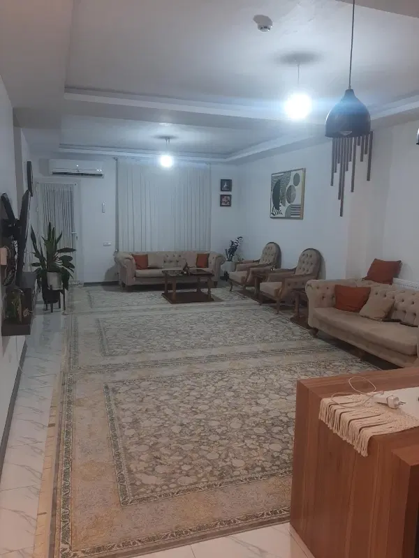 آپارتمان گلدشت شرقی
