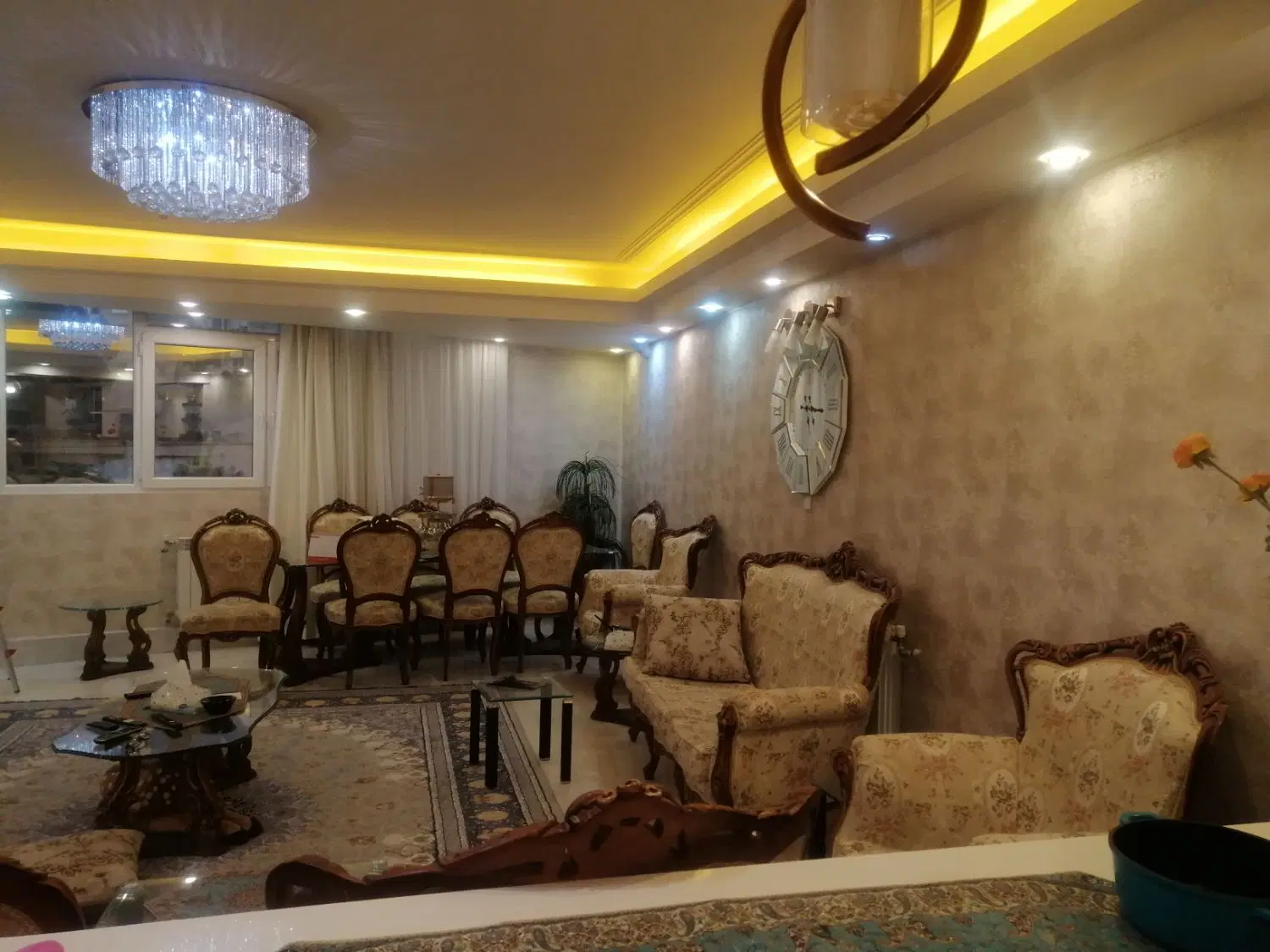 سه خواب 184 متربازسازی تپه تلویزیون