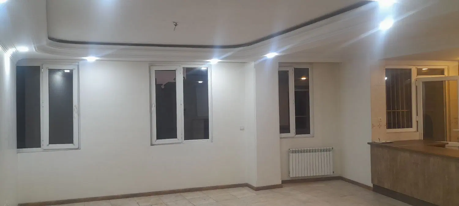 ۱۲۷متری تیراژه *تخلیه*سوناخشک*چندبالکن