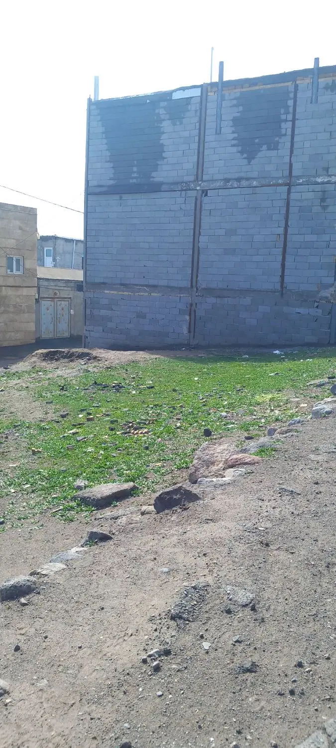 زمین ۱۲۲ متر مربع واقع در باسمنج