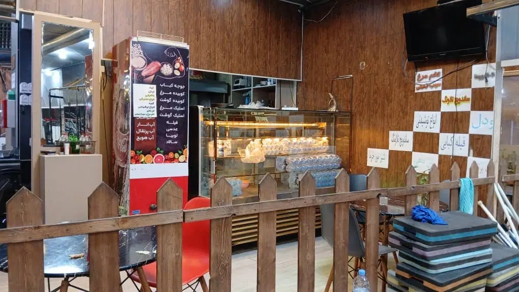 بوفه باشگاه ورزشی