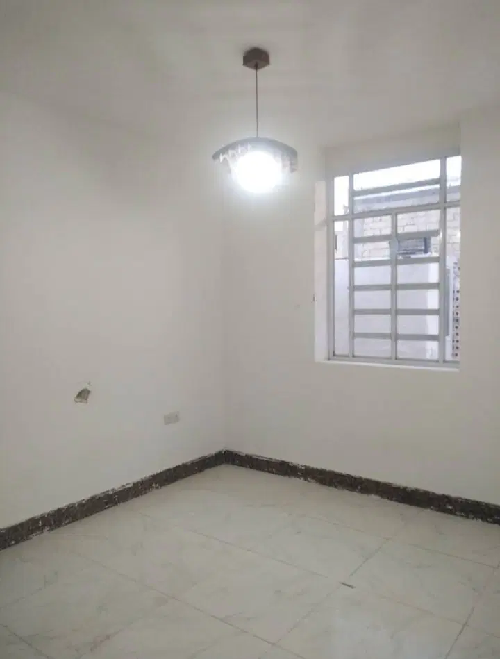 منزل ۱۲۶متری واقع درکرونی