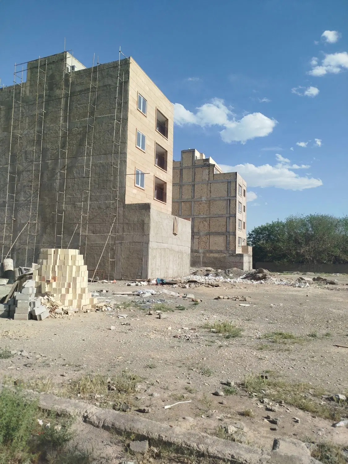 فروش زمین مسکونی 199 متری