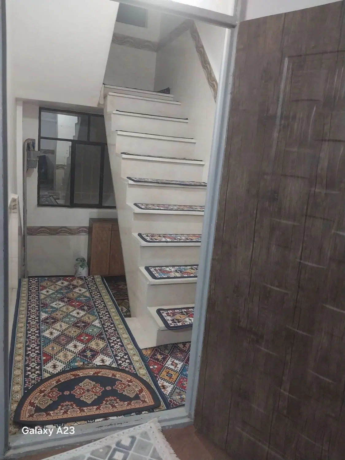 خانه دوطبقه ونیم