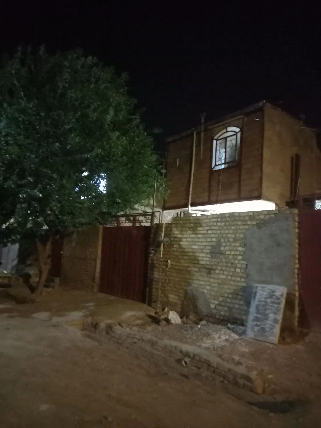 خانه،ساختمان،ملک،دره گرم