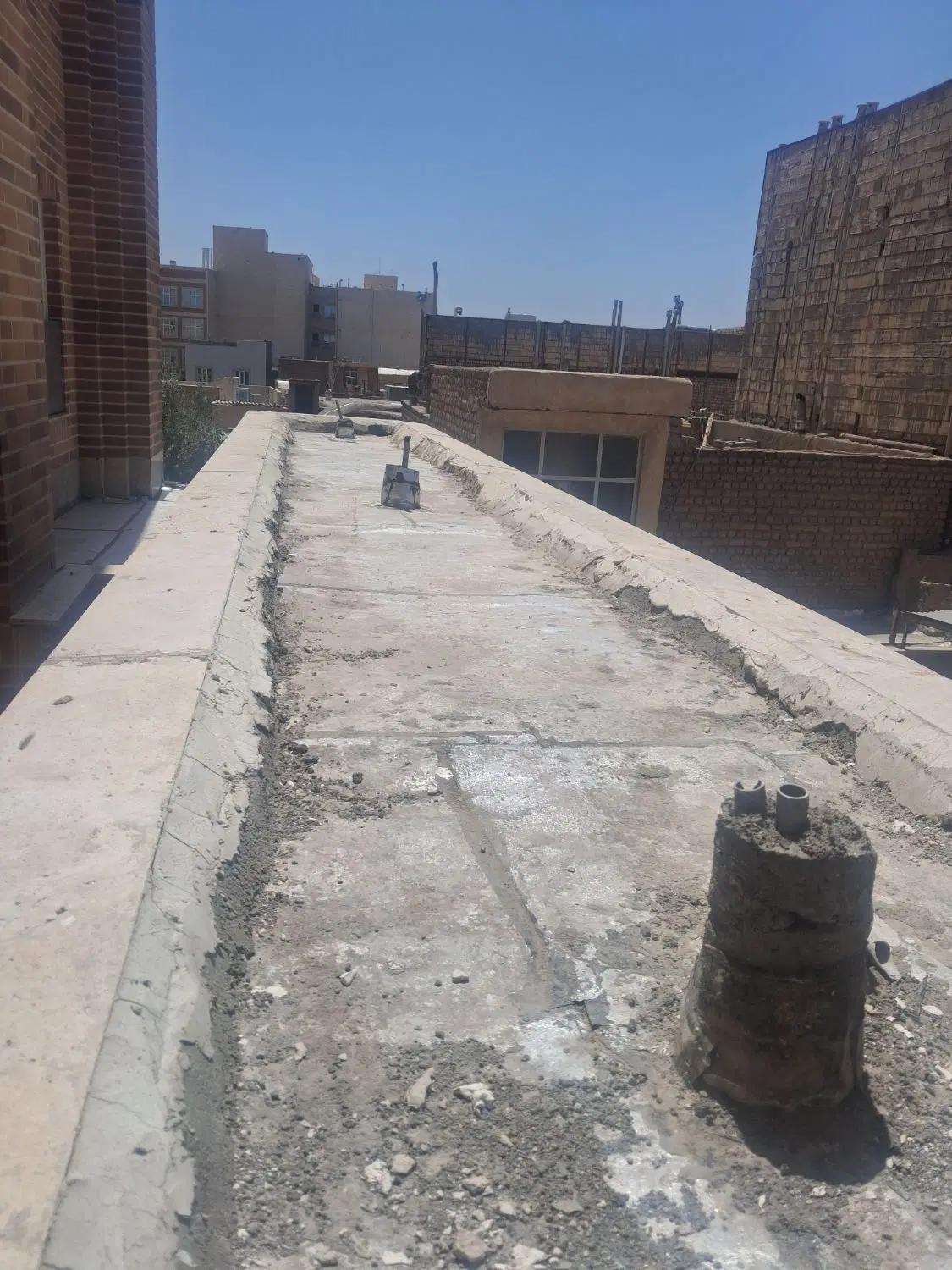 زمین 203متر جنوبی زنبیل اباد( خیابان شهبازی)