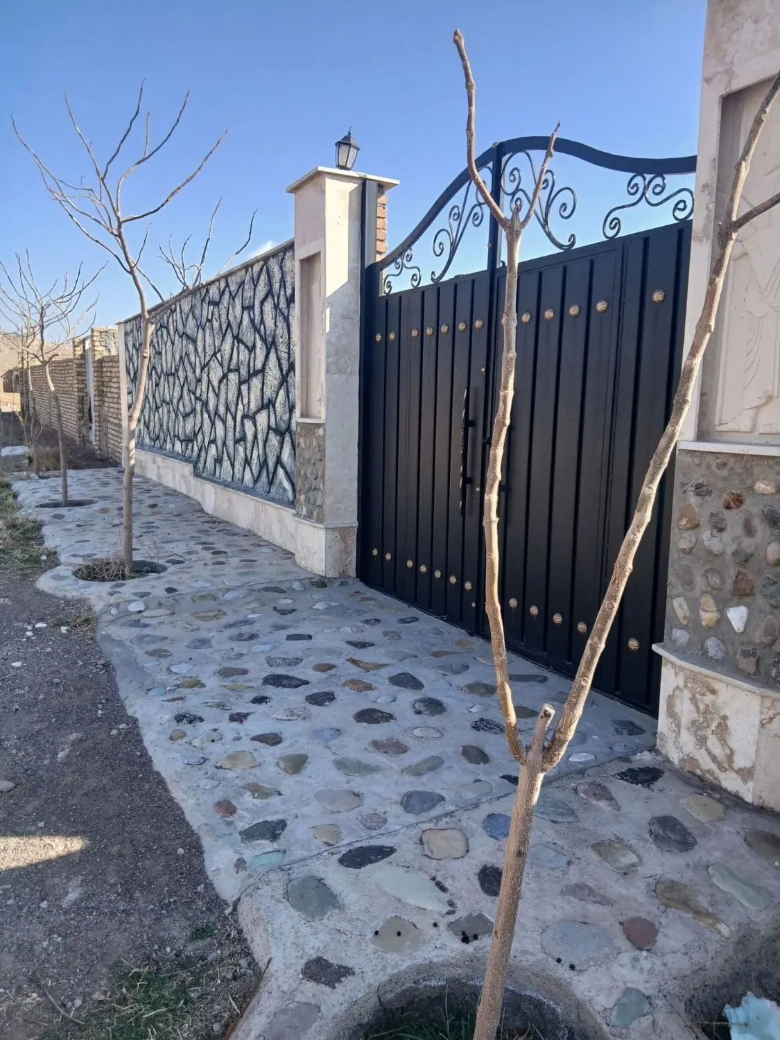 زمین مسکونی 600 متری