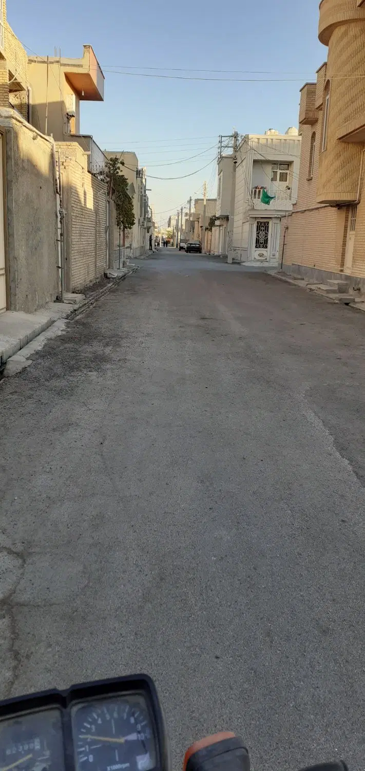 خانه ، زمین کلنگی