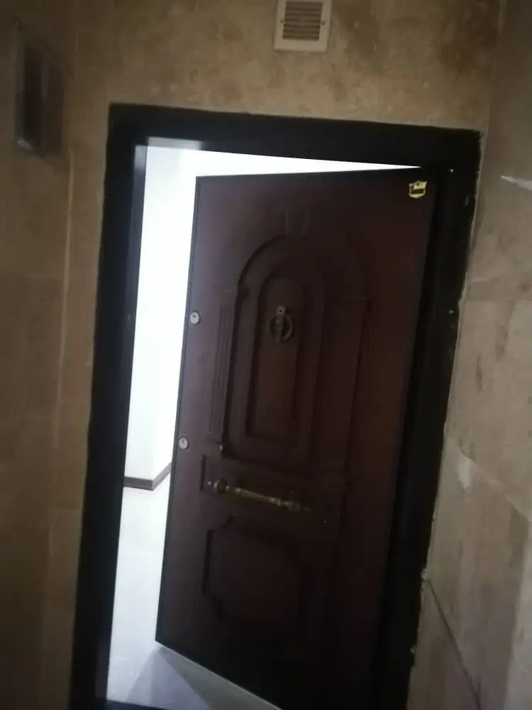 رهن واجاره طبقه همکف در بهارستان