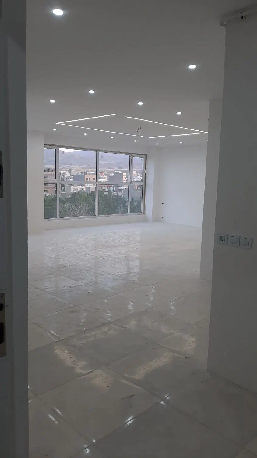 آپارتمان فروشی دوخوابه ۱۳۳متر‌   خ امام