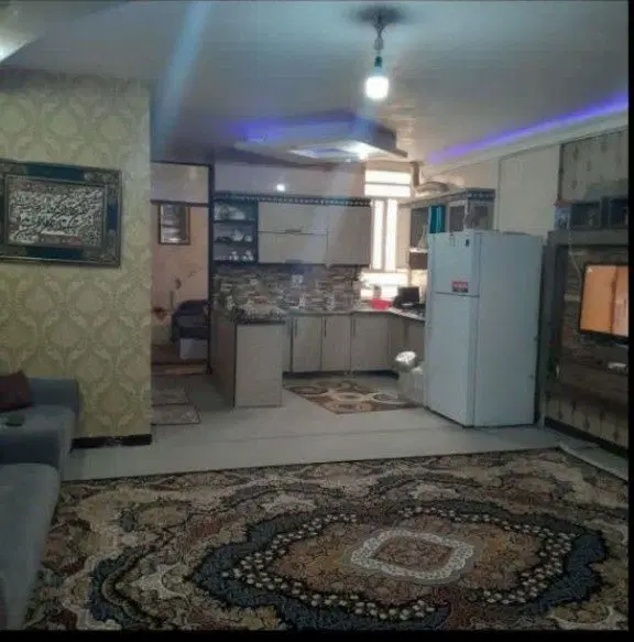 رهن و اجاره واحد77متری کیانشهر