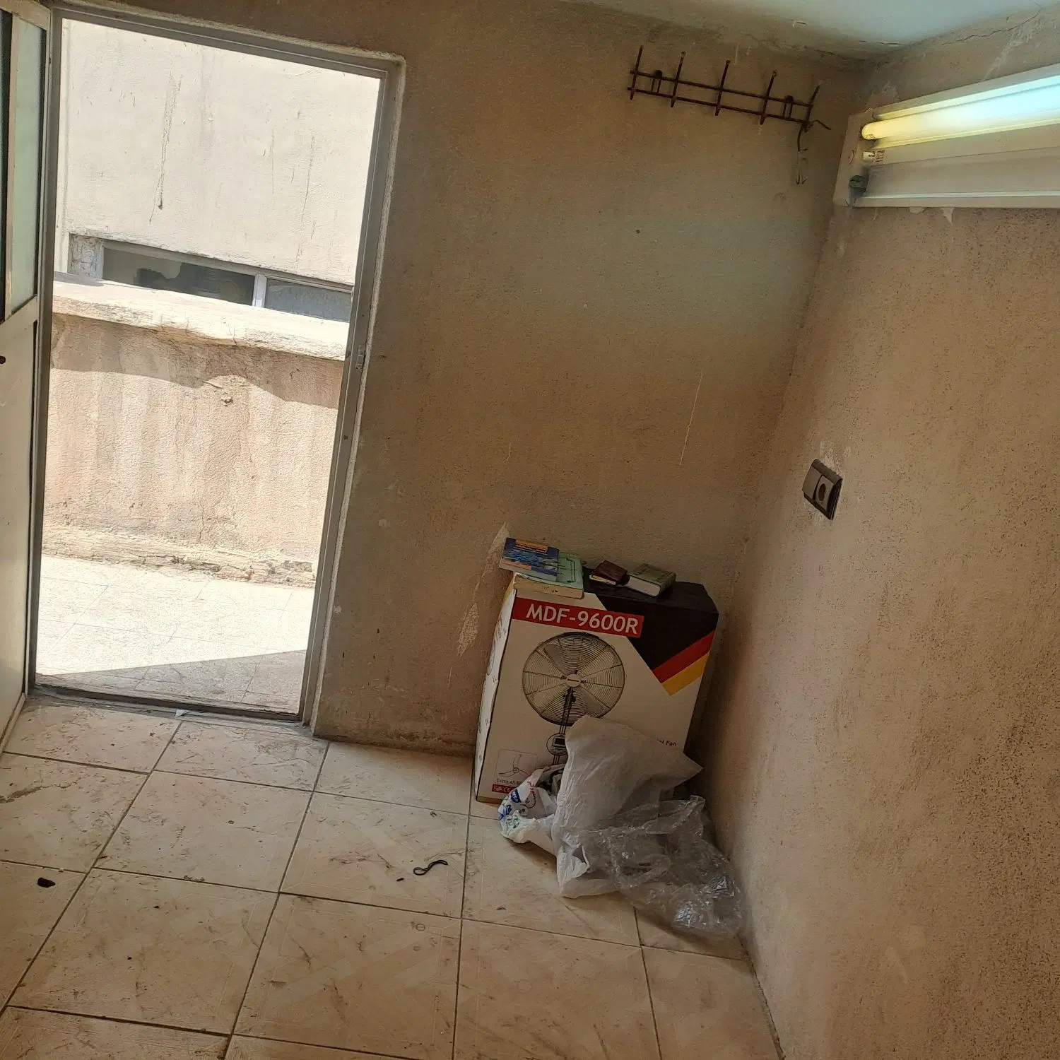 اتاق مجردی۱۰متری
