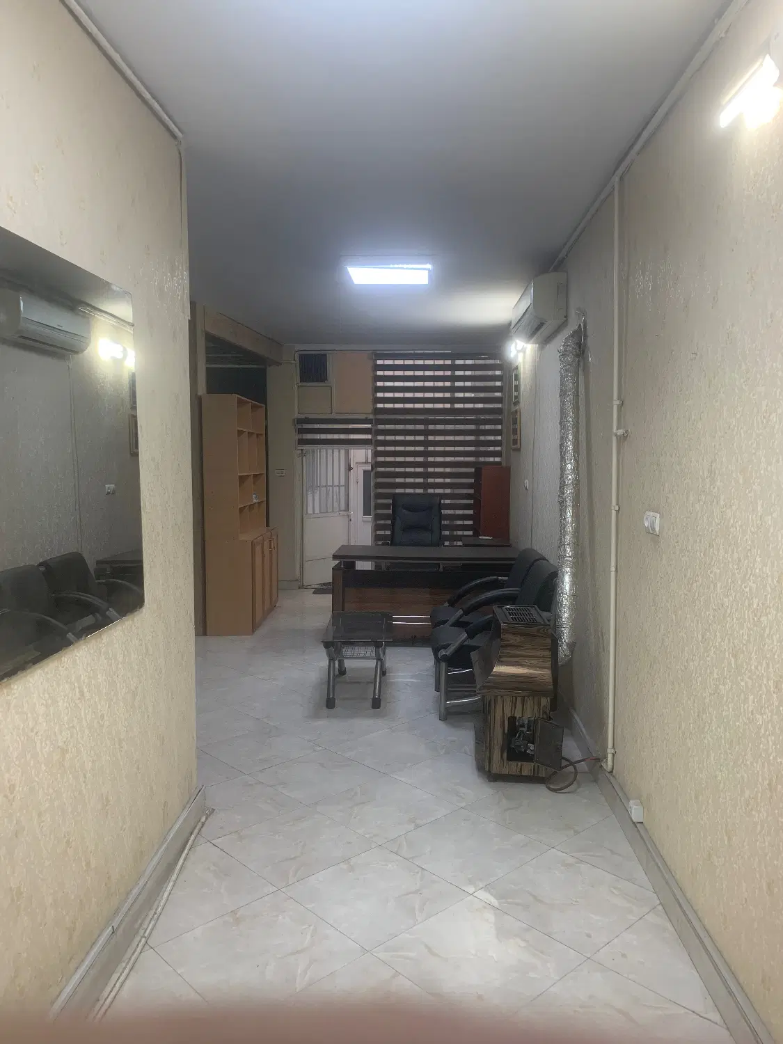 ۸۵متر ۲ خواب همکف تکواحدی موقعیت اداری