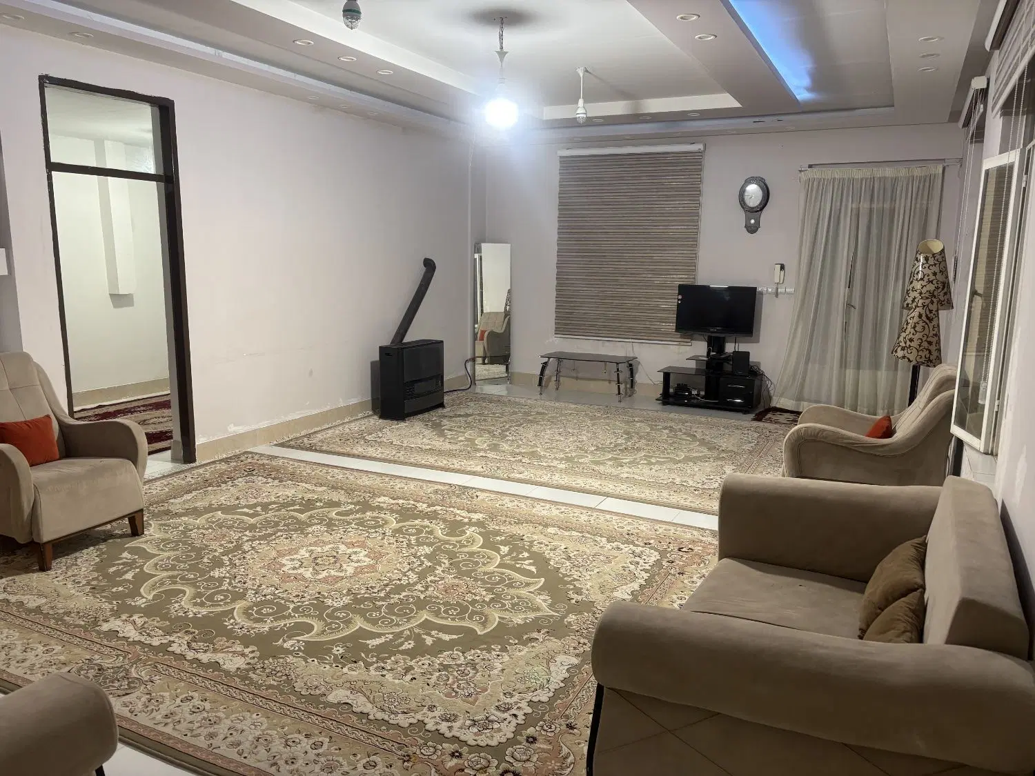 باغ ویلا دو خوابه شیک
