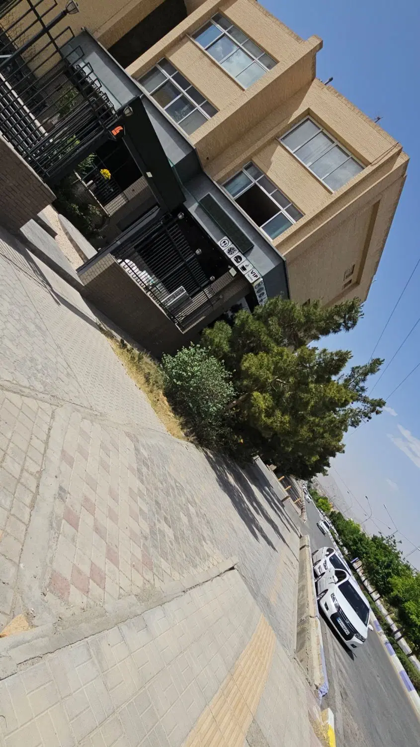 اجاره ویلایی به اتباع خارجی ۲ طبقه تاپ لوکیشن