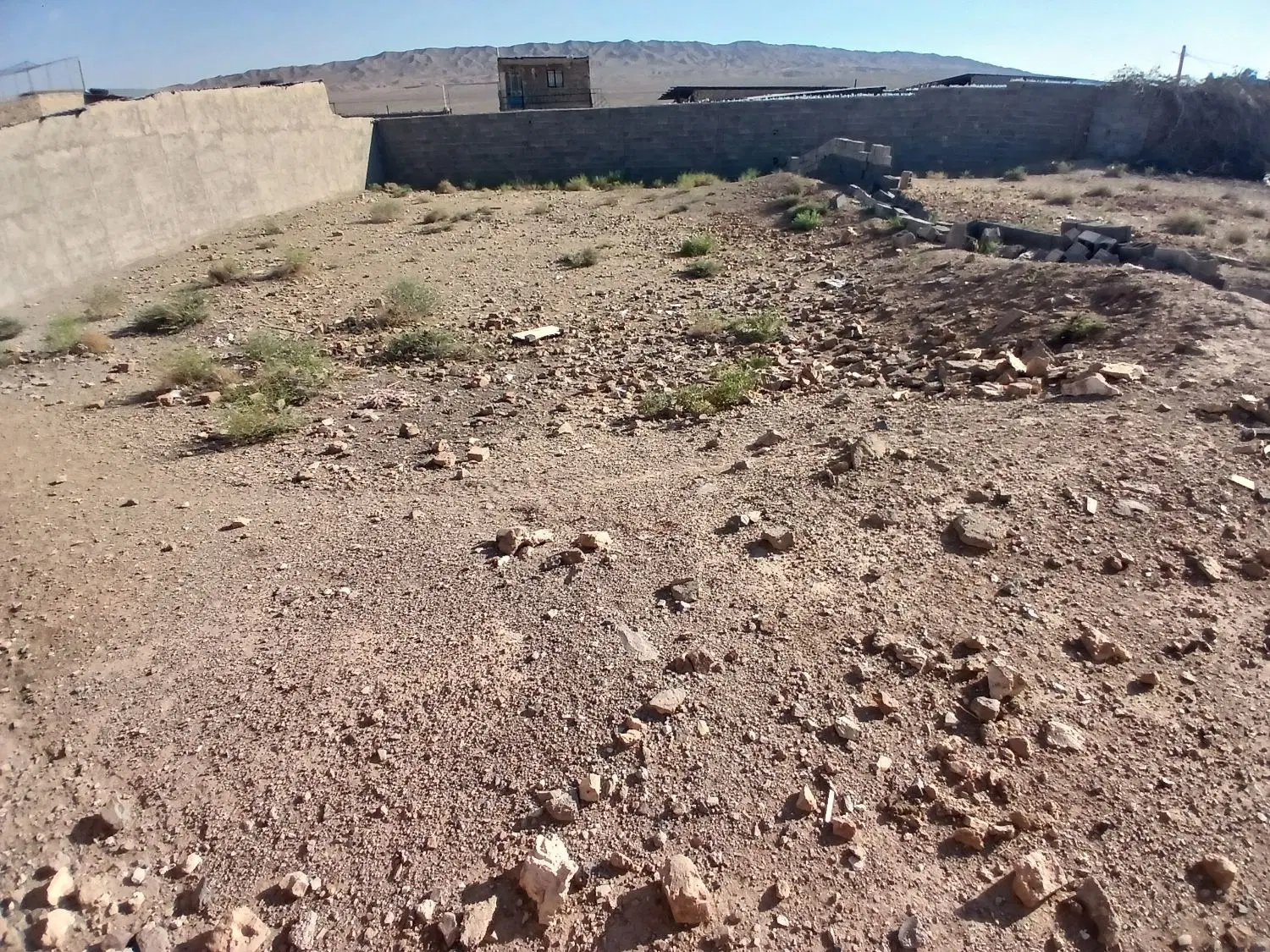 ۴۱۶ متر مسکونی سقانلیق